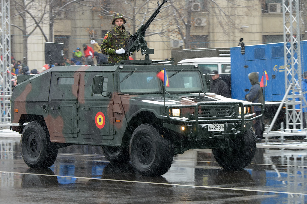1 decembrie 2014 - Parada militara organizata cu ocazia Zilei Nationale a Romaniei  15930161671_f9d18b3299_b