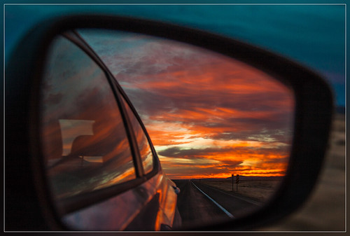 auto sunset arizona orange car de mirror soleil zonsondergang unitedstates spiegel coucher roadtrip voiture 66 route miroir seligman oranje