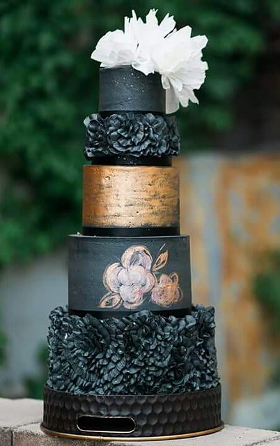 Elegant Black Wedding Cake by Christine Leaming