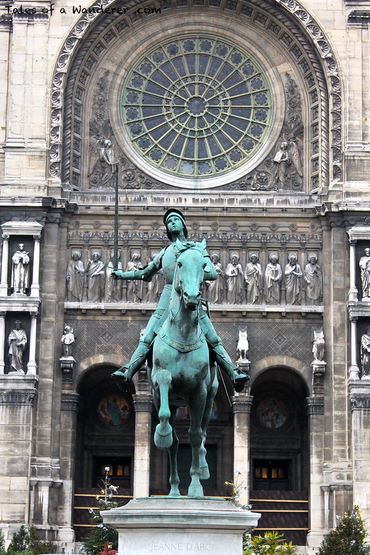 PARIS - Place Saint-Augustin - Église Saint-Augustin / Statue équestre de Jeanne d'Arc