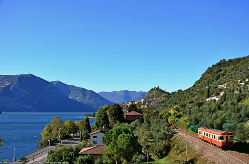 lago sale valle brescia treno iseo regionale passeggeri camonica storica aln668 marasino edolo snft aln668121 trenord