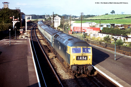 train diesel railway passenger britishrail northlincolnshire class47 barnetby