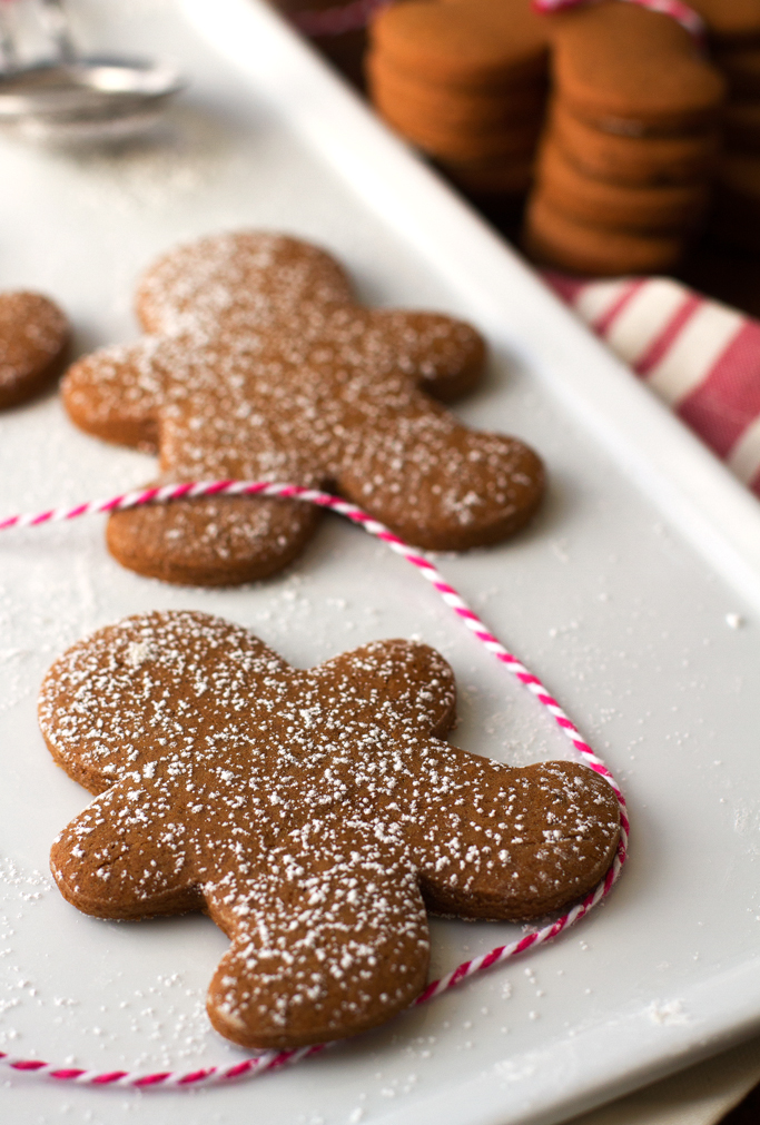 Spiced Gingerbread Cookies - Lightly sweetened so they're perfect with royal icing or a light dusting of powdered sugar! | Littlepsicejar.com #gingerbread #holidaybaking #cookies