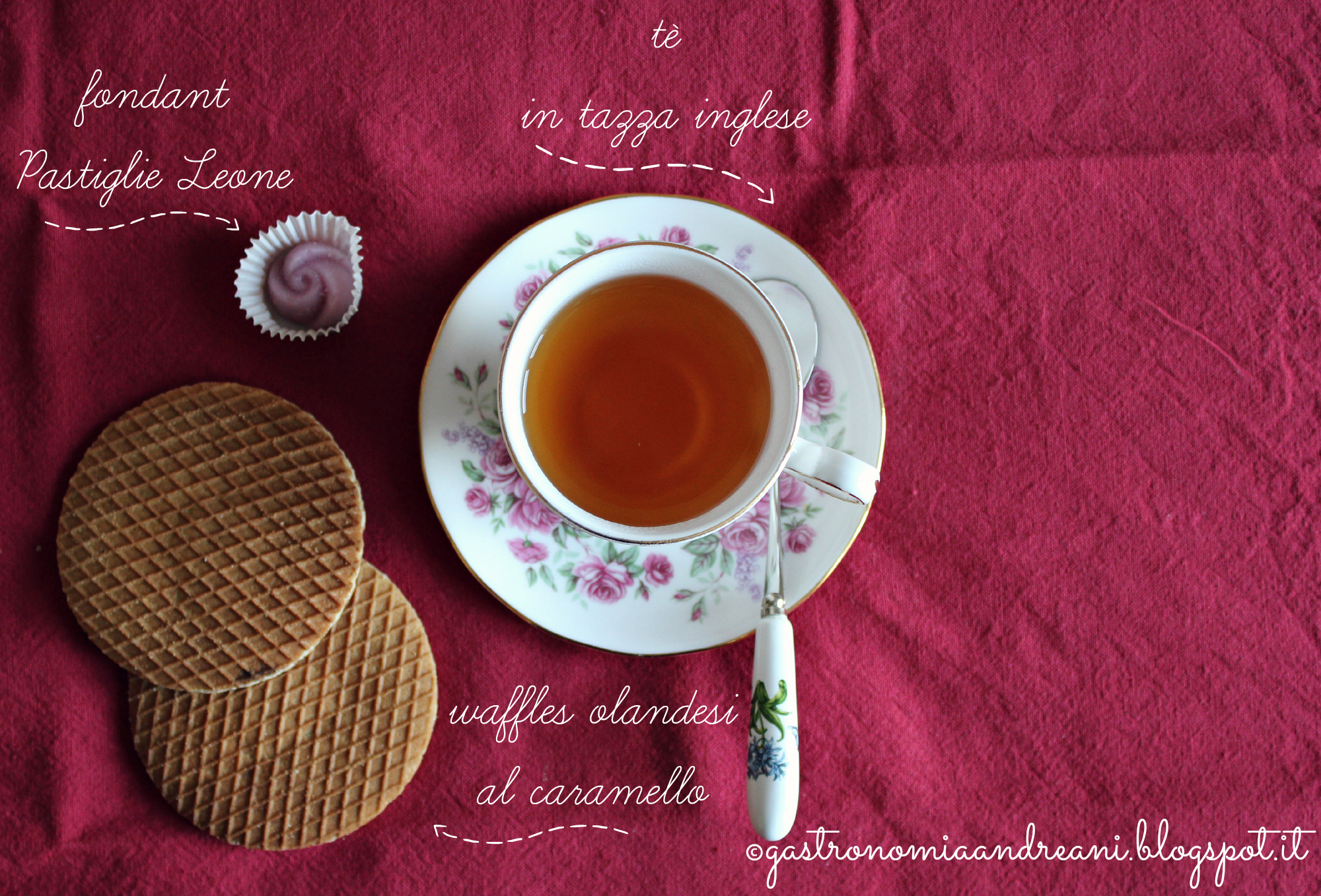 #ptitzelda2014day9 - waffles olandesi al caramello, fondant Pastiglie Leone, tè in tazza inglese