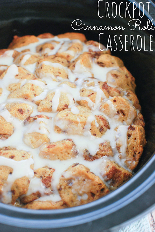 Crockpot Cinnamon Roll Casserole - the perfect holiday morning breakfast! Only 5 ingredients and cooks completely in the slow cooker! 