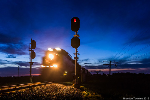 railroad light sunset sky clouds train trains headlights co bluehour signal 603 csx uppersandusky harpster