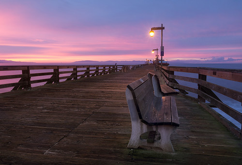 wood seascape color lamp sunrise dawn pier montereybay wharf benches capitola tamron1750 pentaxk5 shanevenem