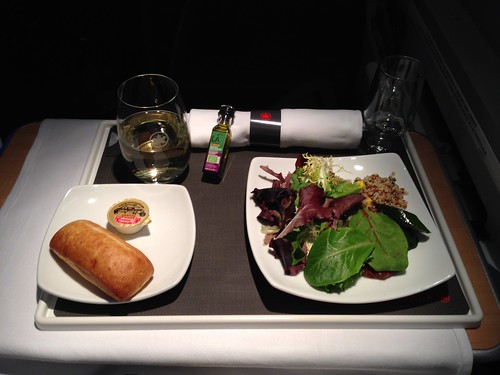 canada bread salad businessclass aircanada 加拿大 商務艙 加拿大航空 ac195