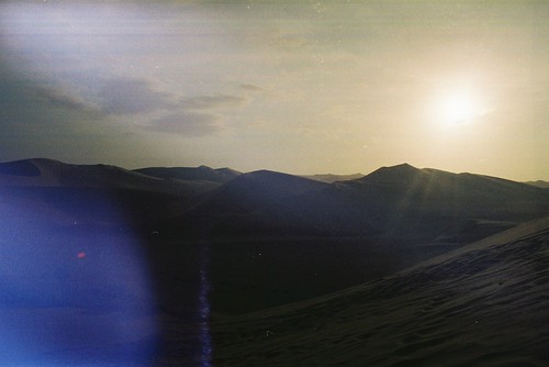light sunset sun film peru sand desert dunes ica huacachina