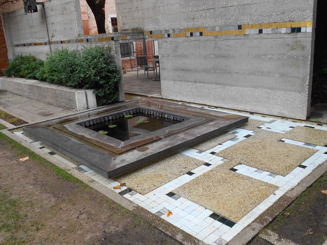 vasca, mattonelle, muro, acqua, giardino, Carlo Scarpa, fondazione Querini, Venezia