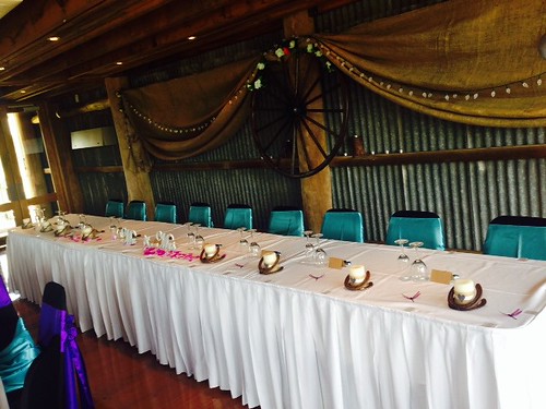 Bridal party table at reception.
