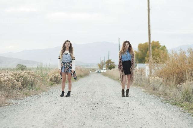Mckenna and Abbie - 90s grunge - Utah Fashion Blog