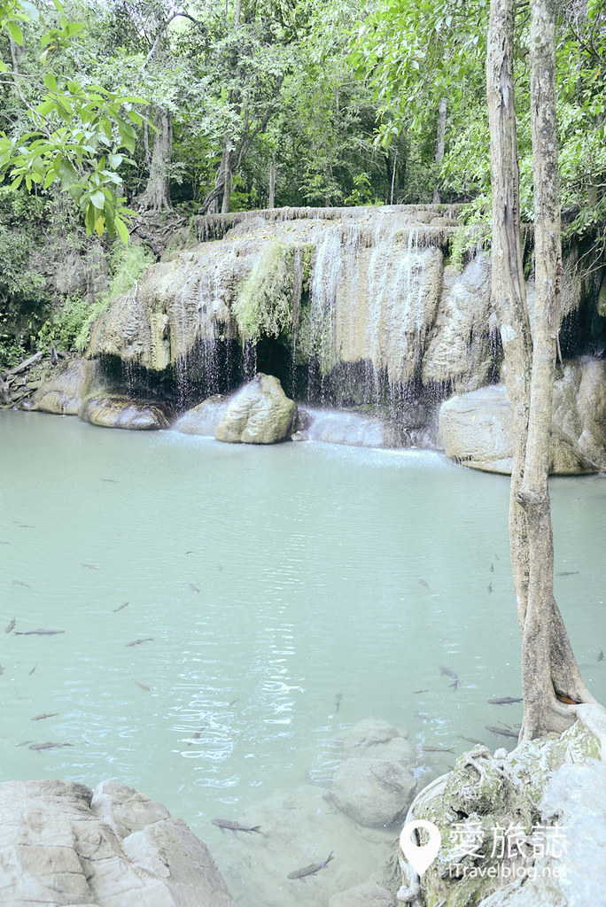 泰国北碧府伊拉望国家公园七彩瀑布 Erawan National Park (18)
