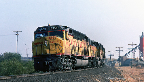 trains railroads unionpacific up lasl locomotive emd dda40x sd402 pedley jarupa valley california