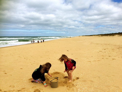 beach bucket sand waves australia victoria oceania lakesentrance teresamyers krystamyers lakesentranceforeshore