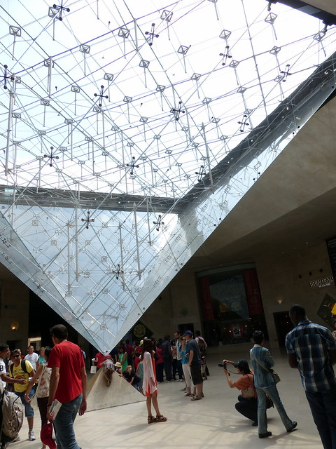 La Pyramide Inversée, Carrousel du Louvre