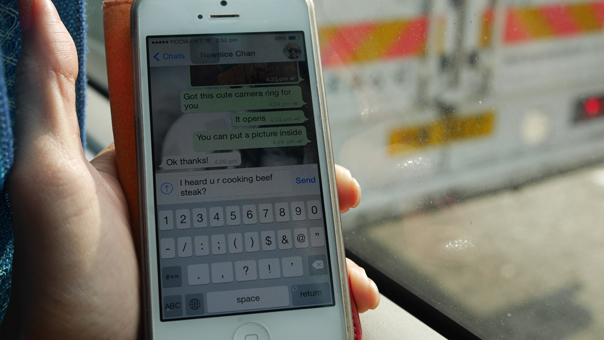WhatsApp-ing my sis from HK with a wifi connection in the bus