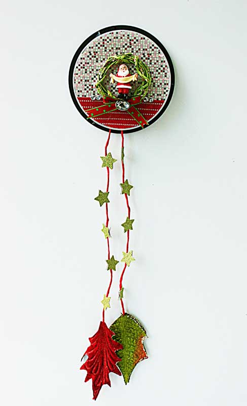 Christmas-wall-hanging-for-Xyron-by-Yvonne-Yam