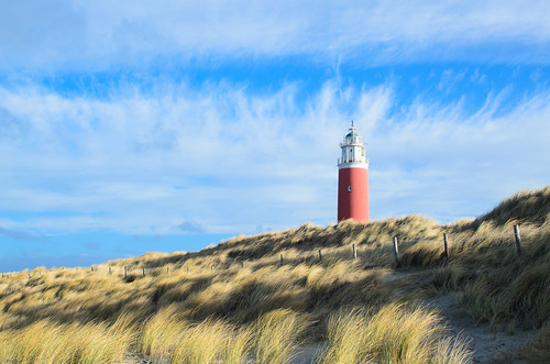 sea sky lighthouse holland beach netherlands dutch strand landscape wadden waddeneiland nikon dunes nederland noordzee bluesky northsea nikkor duinen vuurtoren texel dutchlandscape helmgras eierland nederlandvandaag d7000 35mmf18g tijmonkater