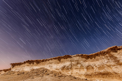 nightphotography camping stars outdoors landscapes desert stacked qatar startrails photostacking zekreet fullmoonlight qatarliving december2014