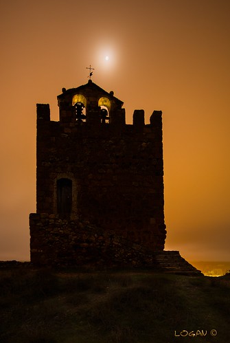 nightphotography castle segovia logan darklogan1
