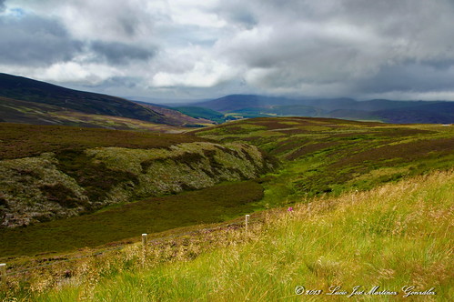 road uk rain landscape scotland lluvia europa europe aberdeenshire carretera unitedkingdom ngc paisaje escocia reinounido militaryroad a939 luciojosemartinezgonzalez tornahaish