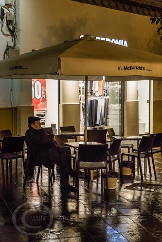26724497712 f9c53fe9fb - Seville Jan 2016 (12) 114 - Around and about the city streets on a wet evening