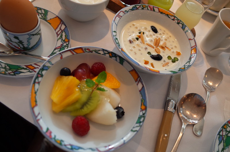神戸北野ホテル世界一の朝食季節のフルーツ＆タピオカオレ