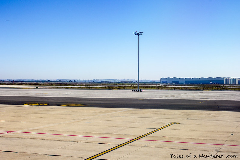SEVILLA -  Aeropuerto de Sevilla-San Pablo / Vueling VY1299 SVQ - LCG