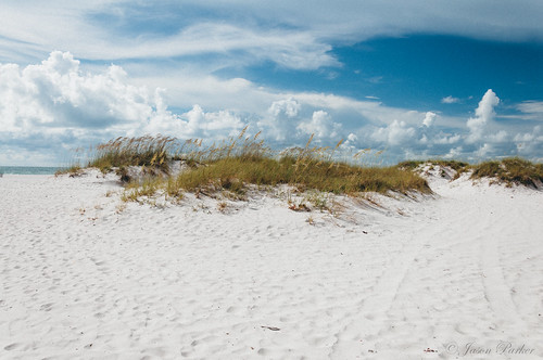 summer sun beach sunshine sand nikon tampabay florida sandy dune sunny clearwaterbeach polarizer clearwater gulfcoast centralflorida d90 nikond90 vsco vscofilm