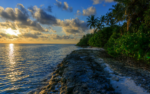 ocean blue sunset green beach water michael sand nikon sundown ngc sigma betz 1835 2014 malediven d7k d7000 nikonflickraward