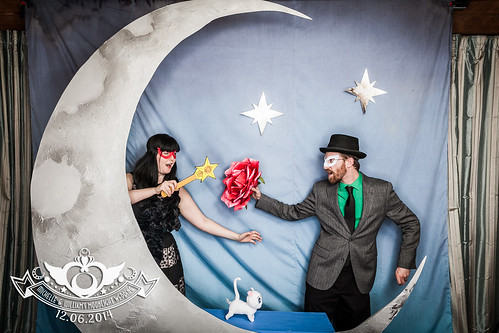 Michelle & Will's Moonlight Wedding: Sailor Moon inspired