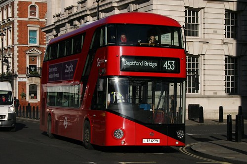 London General LT279 on Route 453, Whitehall