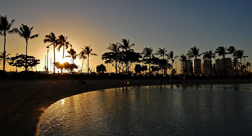 sunset sky sun silhouette hawaii nikon waikiki oahu yabbadabbadoo d40 nikond40 dukekahanamokubeach alamoanaarea