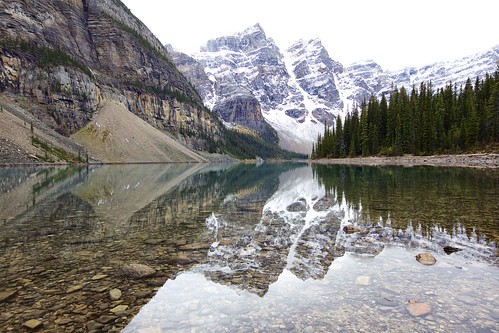 snow mountains fall reflections clear banff geology morainelake