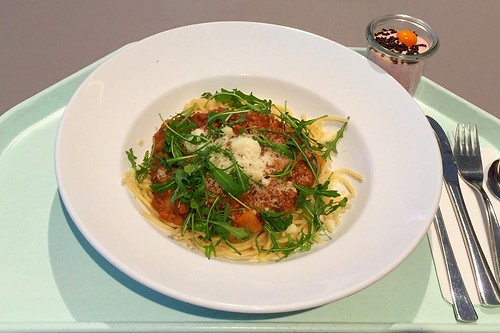 Spaghetti mit Balsamico-Linsen & Ruccola / Spaghetti with balsamico lentils & ruccola
