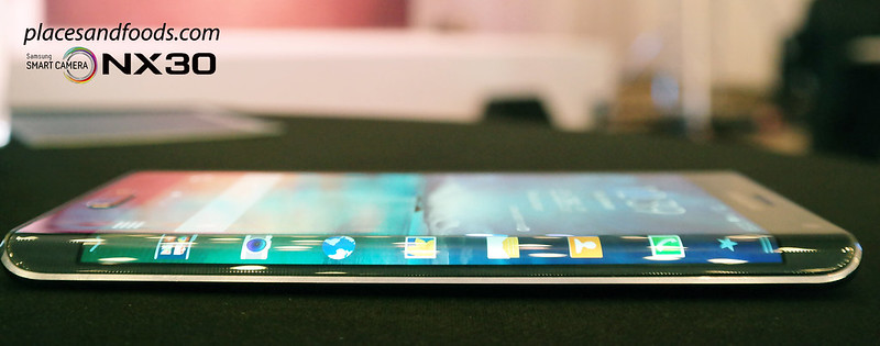 galaxy note edge side view