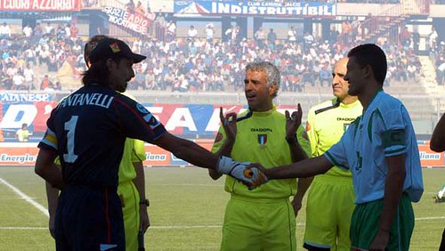 Pantanelli capitano del Catania nel precedente del 2001 contro l'Avellino