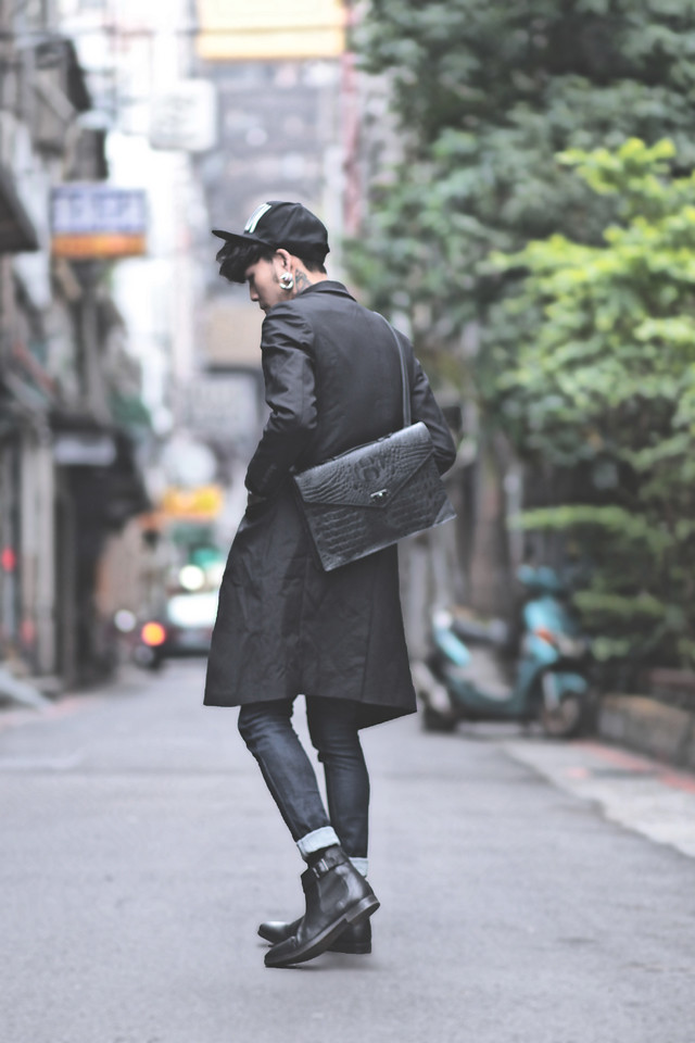 IVAN Chang - Vintage Black Coat, Tastemaker 達新美 Bomber Jacket ...