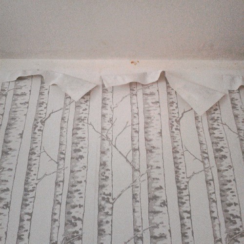 Today was the end of the wallpaper, tomorrow we will paint!