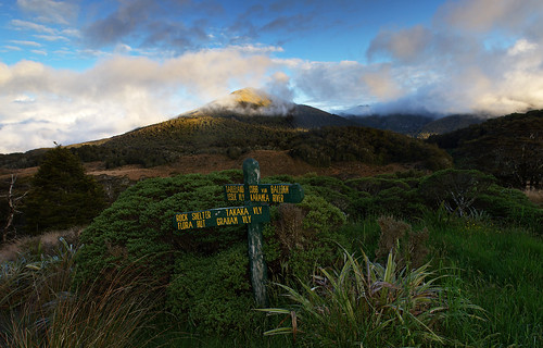 sunset newzealand cloud sign pyramid gordon tramping flax tableland kahurangi