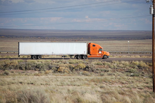 arizona usa truck semi trucking 18wheeler tractortrailer bigrig interstate40 freightliner freightlinertruck