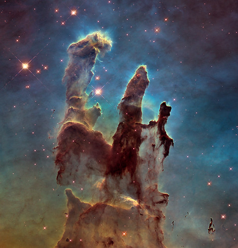 Hubble Goes High Def to Revisit the Iconic 'Pillars of Creation'
