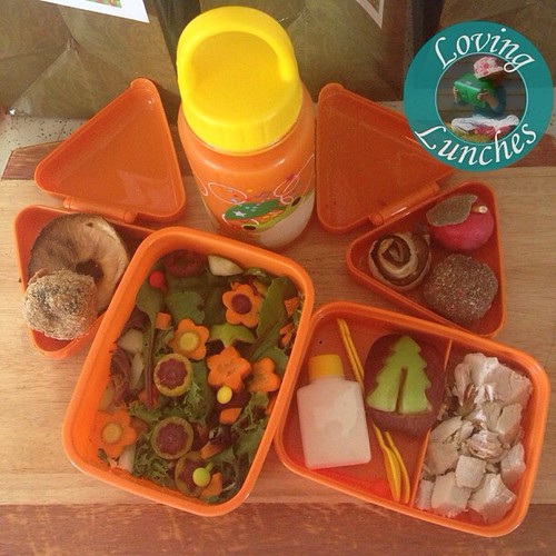 Loving the teacher lunches we made for our fabulous kindy teachers… products from @daisoau