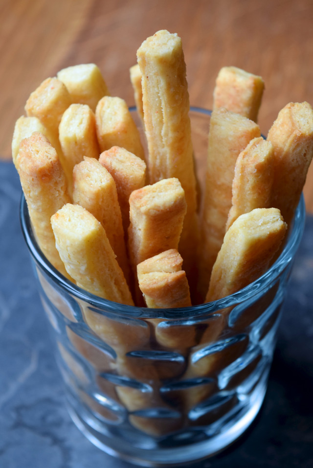 How To Make Cheese Straws #cheese #canape #snacks #party