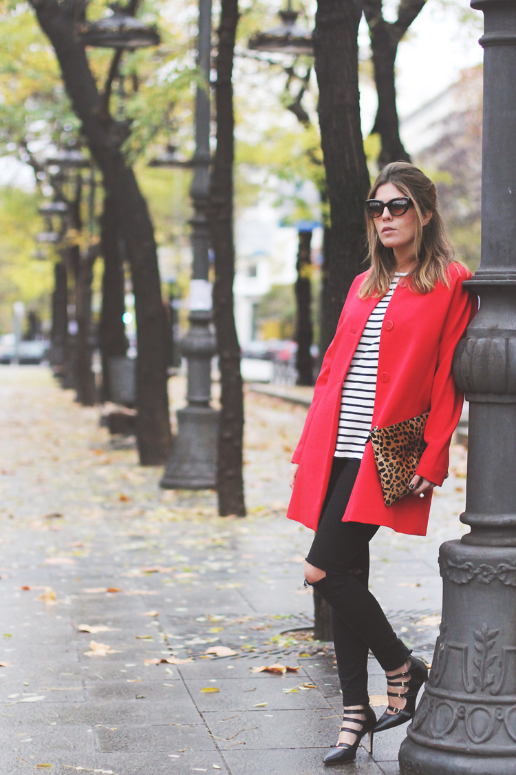red-coat-street-style-4