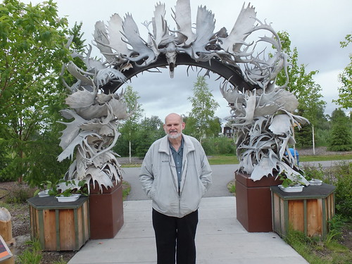 27. BigLee with Caribou Antler Arch in Fairbanks