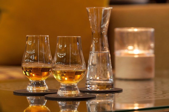 Scotch, Whisky Bar