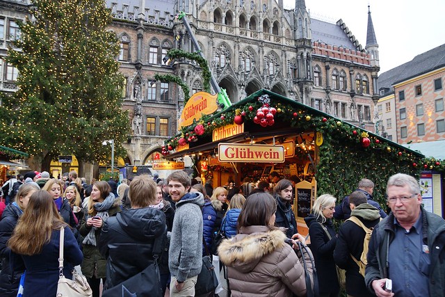 Christmas market on the Marienplatz in Munich, Bavaria, Germany