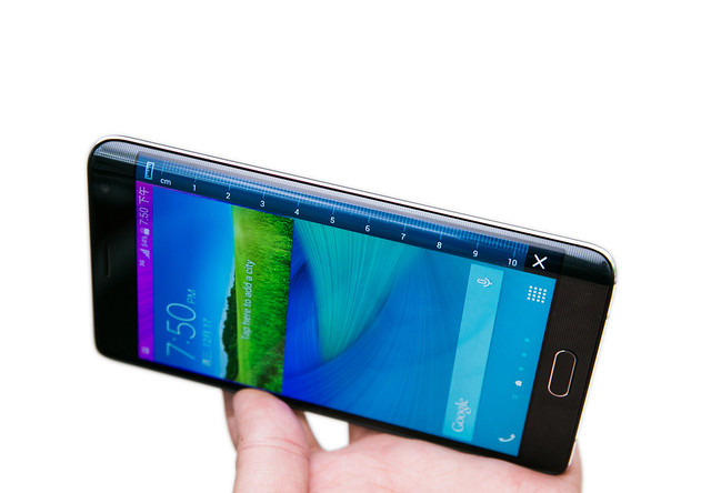 超美型曲面螢幕 Samsung Galaxy Edge 開箱 (1) @3C 達人廖阿輝